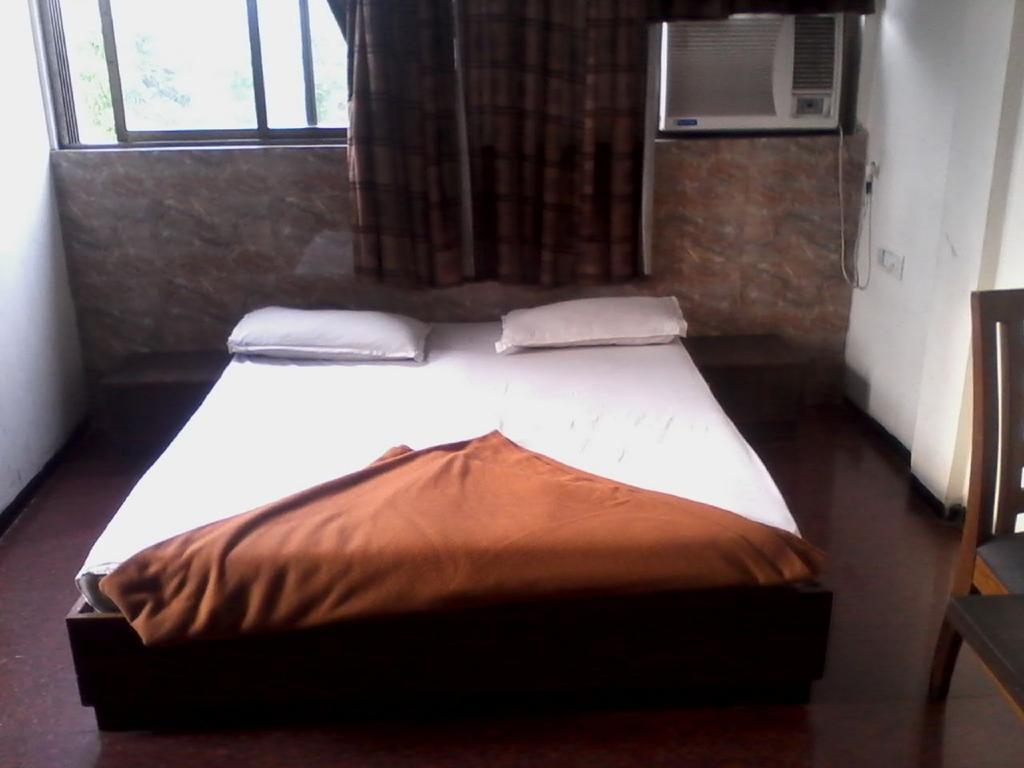 Hotel Jalaja Heritage Thane Exterior photo